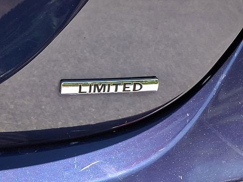 Used 2011 Hyundai Elantra Limited FWD image 33