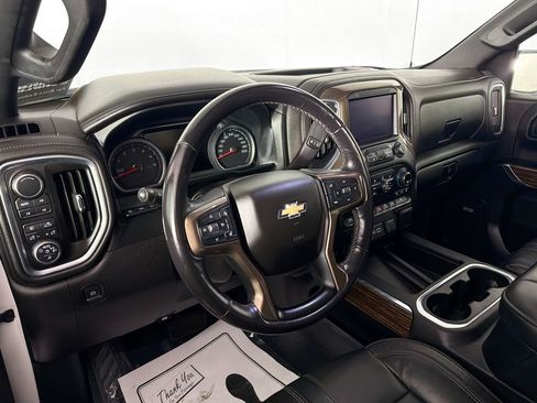Used 2019 Chevrolet Silverado 1500 High Country w/ Technology Package image 9