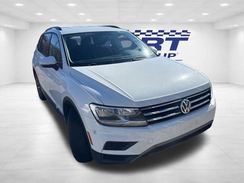 Used 2021 Volkswagen Tiguan S image 3