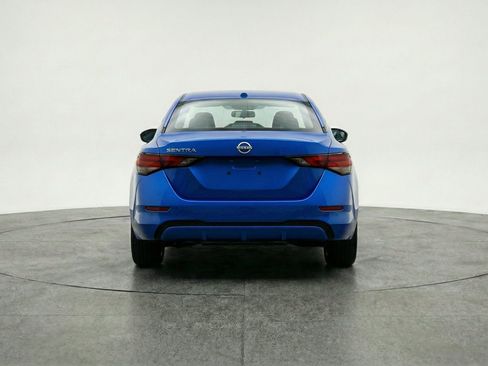 Used 2025 Nissan Sentra SV FWD image 7
