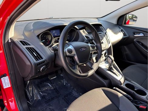 Used 2013 Ford Focus SE image 6