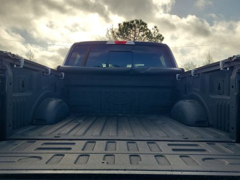 Used 2019 Ford F150 XLT w/ Equipment Group 302A Luxury image 10