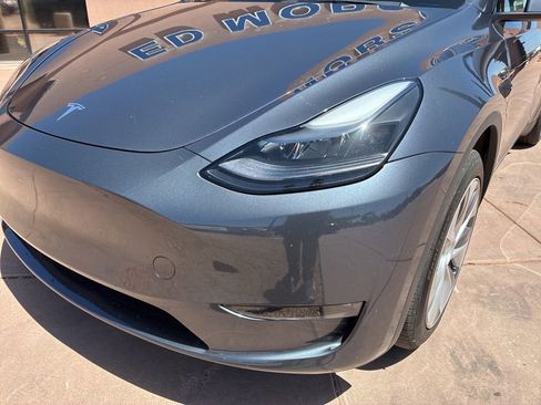 Used 2023 Tesla Model Y Long Range AWD/4WD image 3