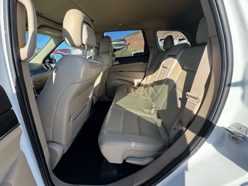 Used 2020 Jeep Grand Cherokee Limited w/ Trailer Tow Group IV image 10