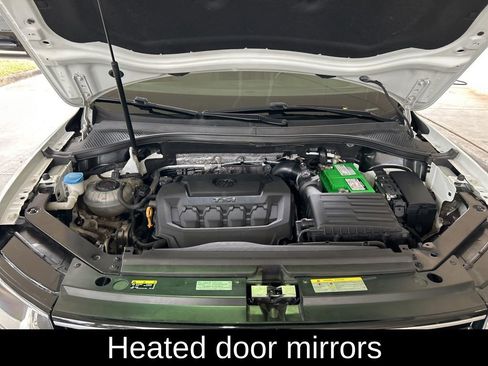 Used 2021 Volkswagen Tiguan SE image 10