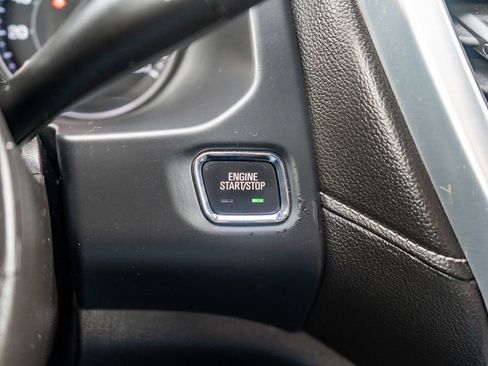 Used 2023 GMC Acadia SLT image 26