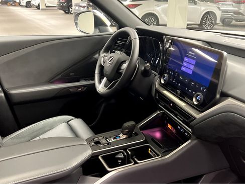 New 2026 Lexus TX 350 AWD image 32