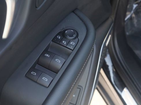 Used 2025 Buick Enclave Preferred AWD/4WD image 27