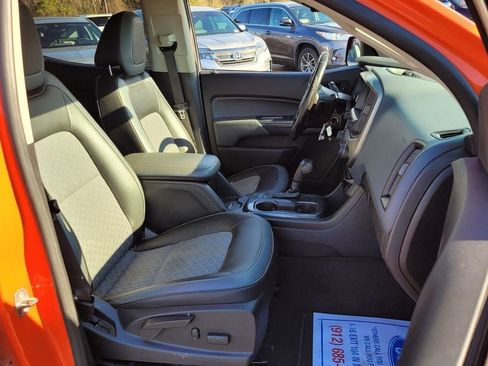 Used 2020 Chevrolet Colorado Z71 AWD/4WD image 14
