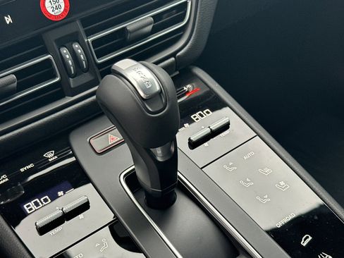 New 2026 Porsche Macan S image 22