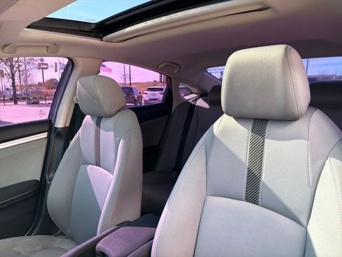 Used 2016 Honda Civic EX-T image 18