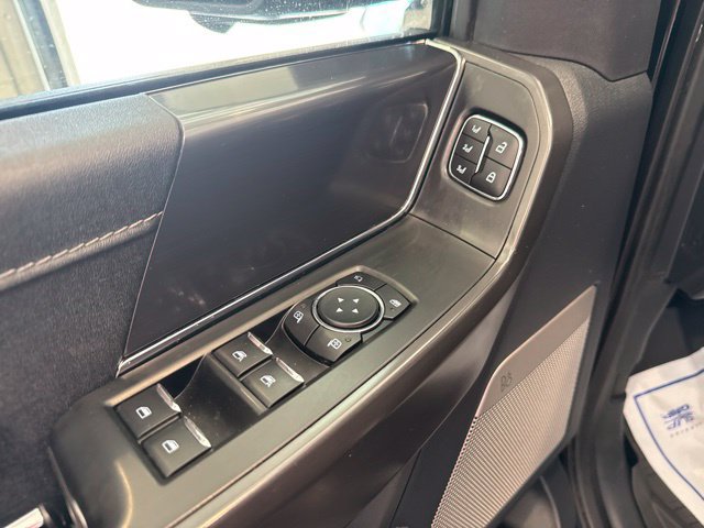 Used 2024 Ford F150 Lariat AWD/4WD image 13