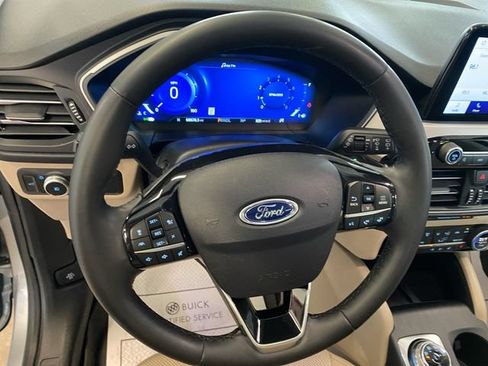 Used 2021 Ford Escape SEL w/ Technology Package AWD/4WD image 13