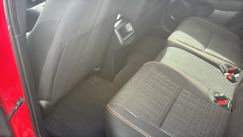 Used 2025 Honda HR-V Sport image 32