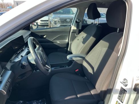 Used 2025 Hyundai Kona SEL image 36