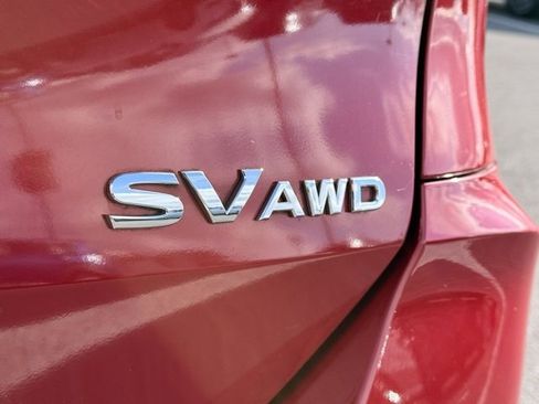 Certified 2017 Nissan Rogue SV image 15