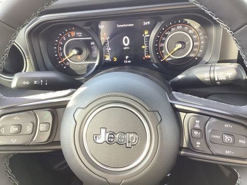 New 2026 Jeep Gladiator Mojave image 13