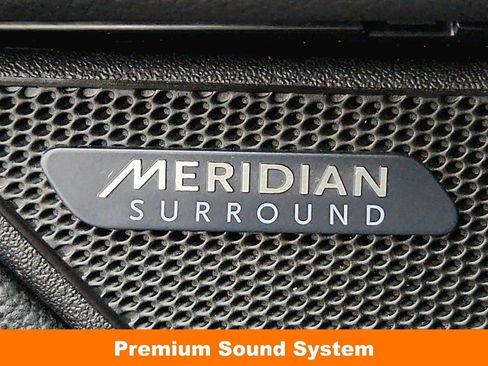 Used 2017 Jaguar XF R-Sport image 23