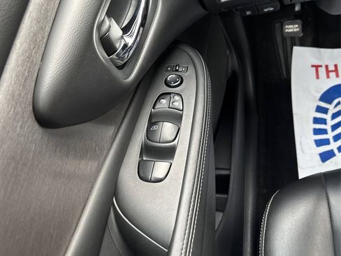 Used 2024 Nissan Murano SV image 36