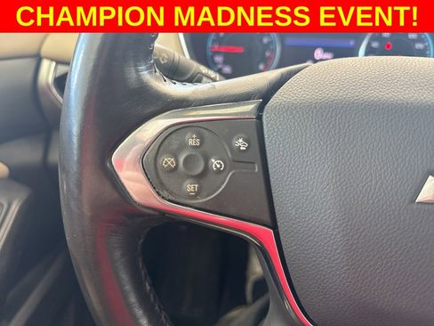 Used 2022 Chevrolet Traverse LT image 13