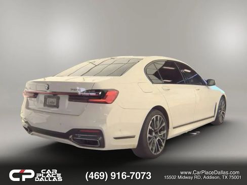 Used 2020 BMW 750i xDrive w/ Executive Package AWD/4WD image 5