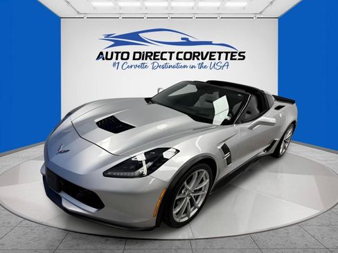 Used 2017 Chevrolet Corvette Grand Sport w/ Z07 Performance Package RWD image 1