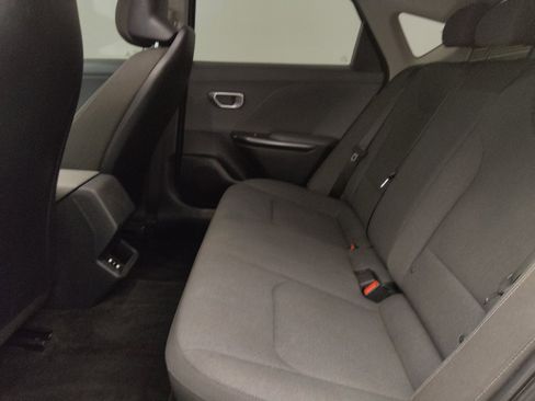 Used 2025 Kia K4 FWD image 18
