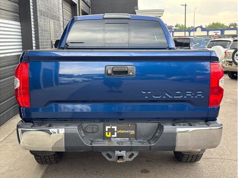 Used 2015 Toyota Tundra SR5 w/ Tow Package image 9