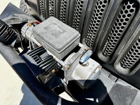 Used 2016 Jeep Wrangler Unlimited Sport AWD/4WD image 22