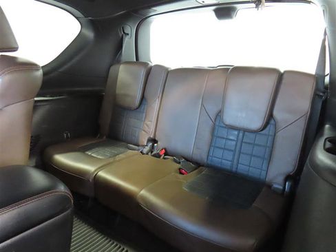 Used 2020 Nissan Armada Platinum w/ Platinum Reserve Package image 33