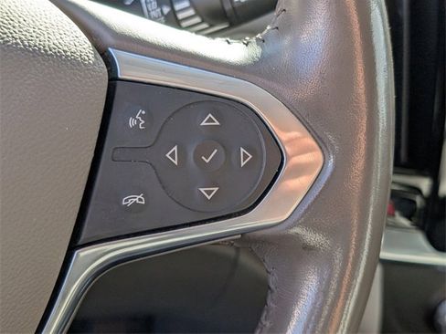 Used 2021 Chevrolet Traverse LT w/ LT Premium Package image 25