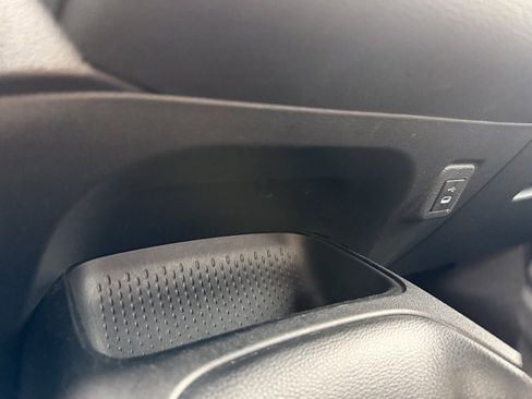 Used 2024 Toyota Corolla SE image 18