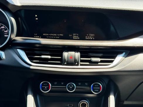 Used 2019 Alfa Romeo Stelvio RWD image 35