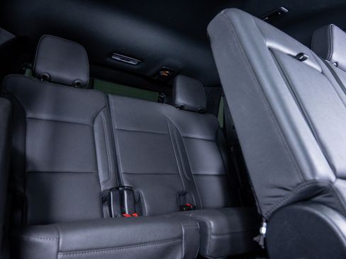 Used 2023 Chevrolet Tahoe LT image 12