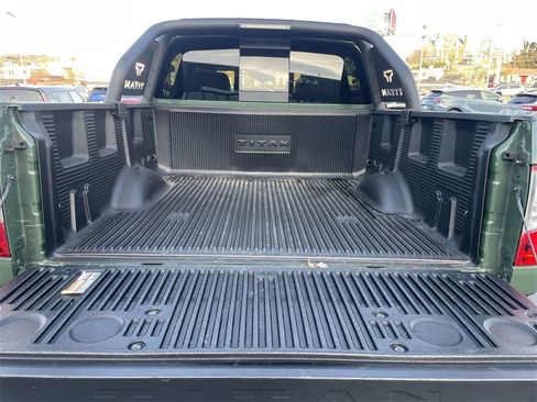 Used 2024 Nissan Titan SV w/ SV Bronze Edition Package image 37