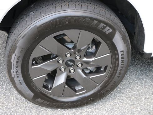 Used 2024 Ford F150 Lightning Flash AWD/4WD image 14