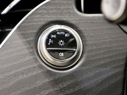 Used 2025 Mercedes-Benz E 350 Sedan w/ Winter Package image 28