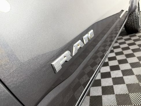 Used 2019 RAM 1500 Laramie w/ Sport Appearance Package AWD/4WD image 28