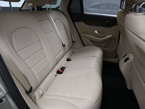 Used 2022 Mercedes-Benz GLC 300 w/ Premium Package Lite image 35