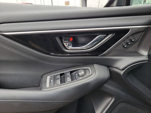 Used 2023 Subaru Outback Limited image 17