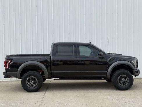Used 2019 Ford F150 Raptor w/ Equipment Group 802A Luxury image 3