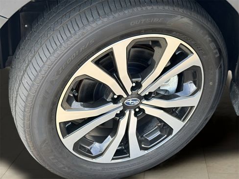 Used 2023 Subaru Outback Limited XT image 20