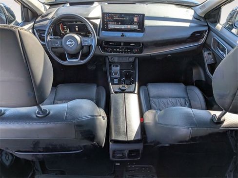 Certified 2024 Nissan Rogue Platinum w/ Platinum Premium Package image 28