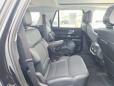 Used 2026 Ford Expedition Platinum AWD/4WD image 15