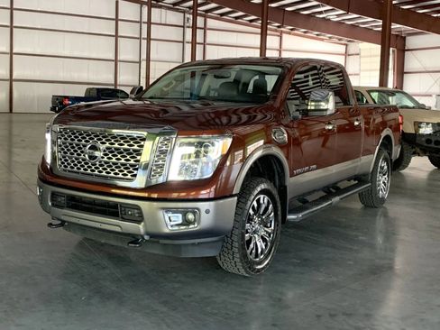 Used 2016 Nissan Titan Platinum Reserve image 3
