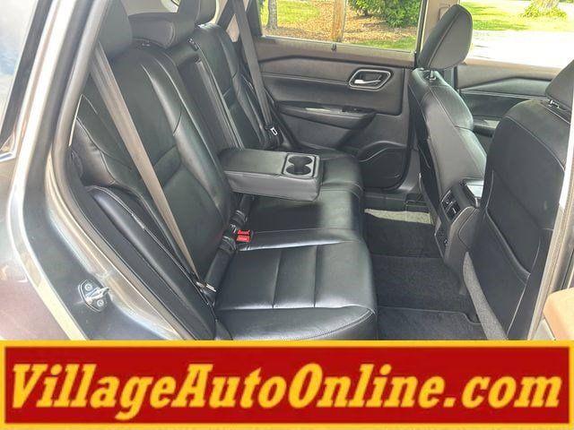 Used 2021 Nissan Rogue SL w/ Premium Package AWD/4WD image 39