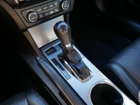 Used 2013 Acura ILX w/ Premium Package image 24