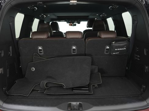 Used 2025 Nissan Armada Platinum Reserve AWD/4WD image 9