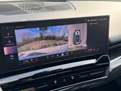 Certified 2024 BMW 530i xDrive AWD/4WD image 11