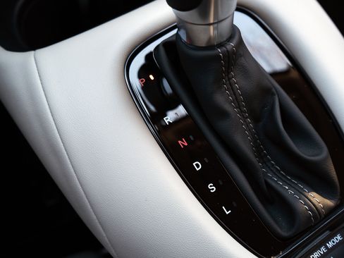 Used 2026 Honda HR-V LX image 29